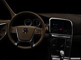  Centered wide dash shot photo